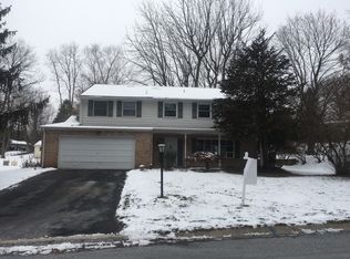 70 Churchill Dr, York, PA 17403