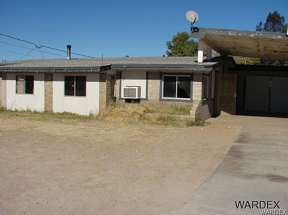 1st image of 1325 Tamarisk Drive