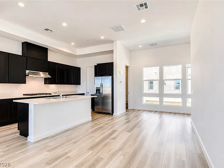 2498 Indigo Mountain St — Photo 23
