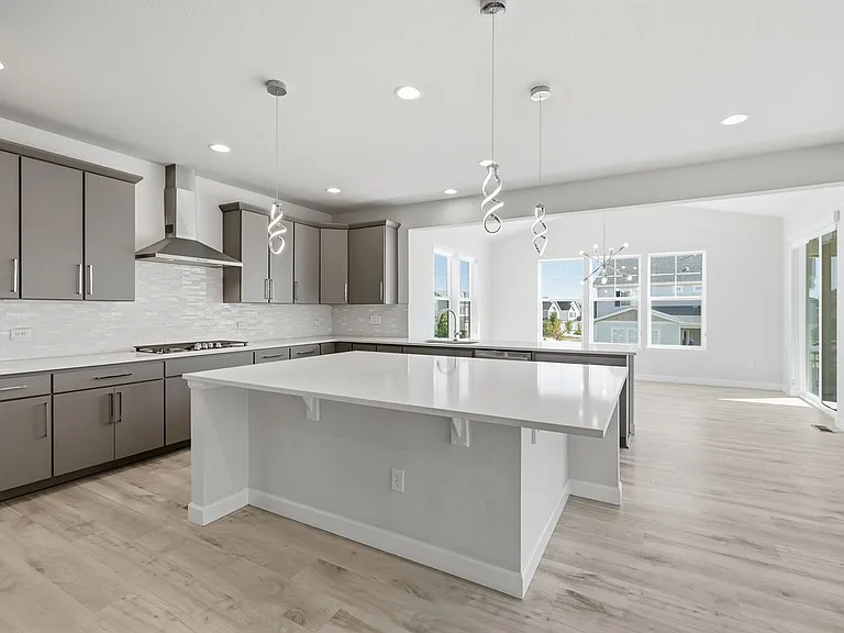 27615 E Geddes Pl — Photo 3