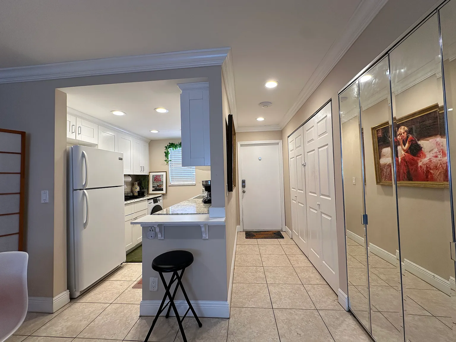 1 bed, 512 sqft, $2,200 — Photo 3