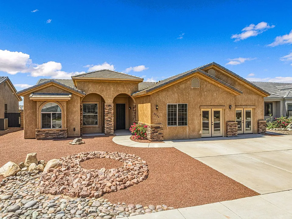 2586 Montano Ridge Dr
