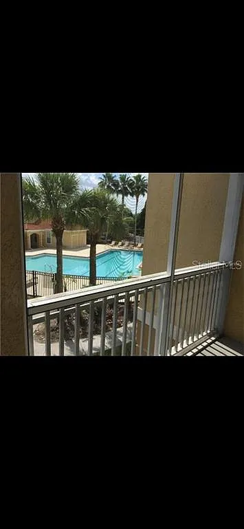 2 bed, 2.0 bath, 1083 sqft, $1,550 — Photo 4