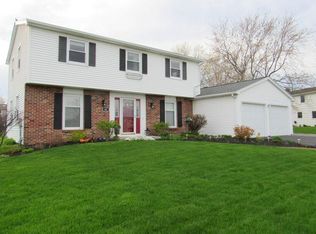81 Grandview Dr, Fairport, NY 14450