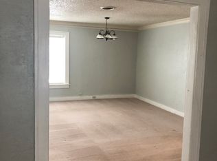 2220 S Taylor St, Amarillo, TX 79109