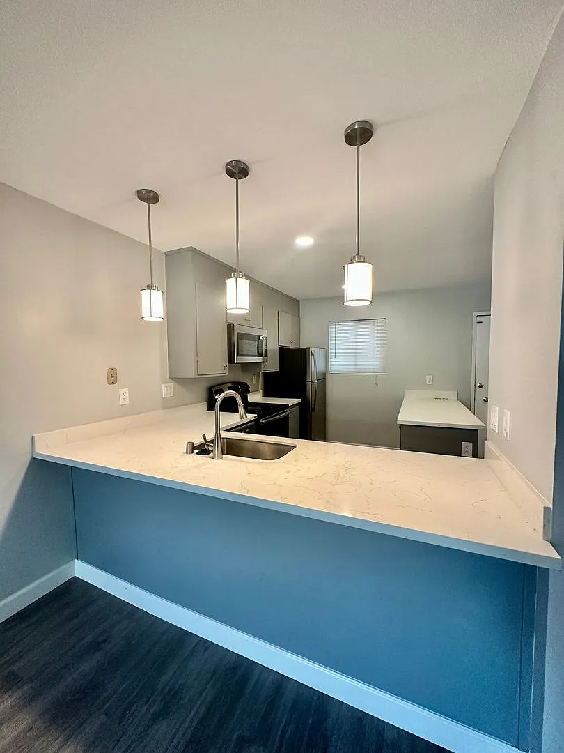 Building Photo - 745 F St #2