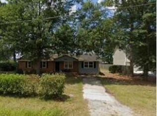 5934 Braxton Rd, Hope Mills, NC 28348