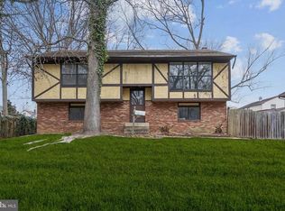 13 Hidden Dr, Lindenwold, NJ 08021
