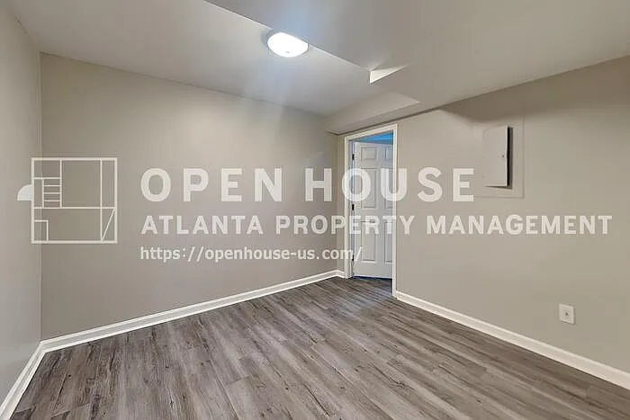 1461 Rosewood Creek Dr — Photo 12