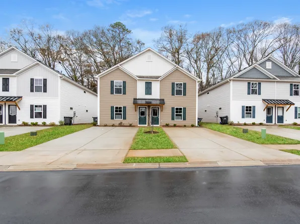 335 Noble Ln, Pendleton, SC 29670