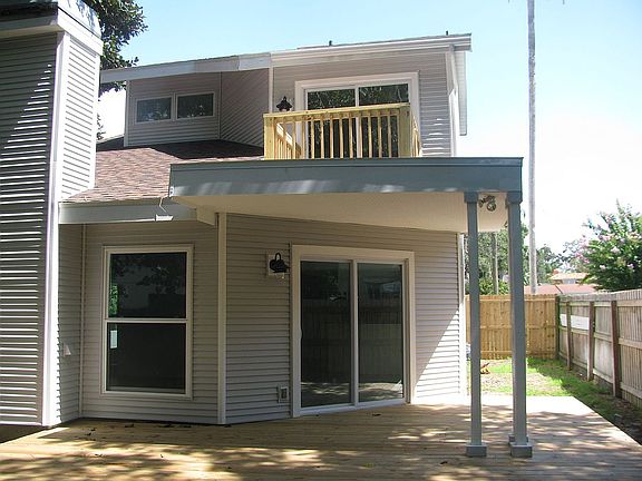 2nd image of 4110 W San Pedro St