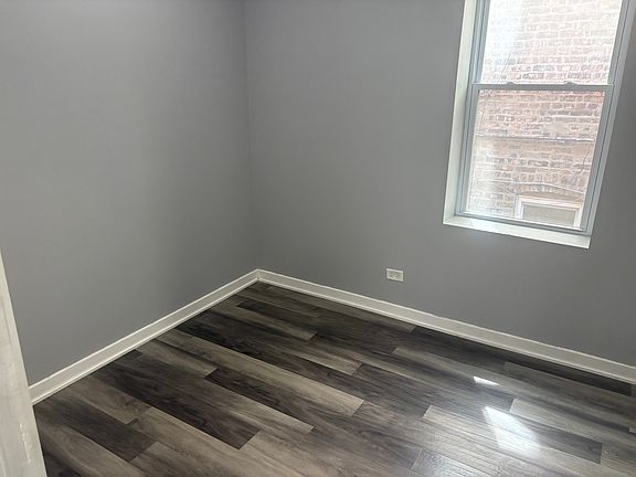 5th image of 1815 N Karlov Ave #2