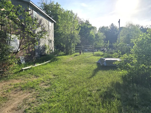 N12021 Oakwood Ln, Athelstane, WI 54104