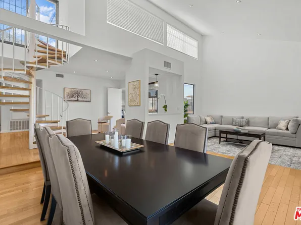 1506 S Bentley Ave #Penthouse 7, Los Angeles, CA 90025