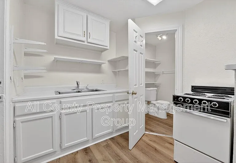 4709 Mayfair St — Photo 22
