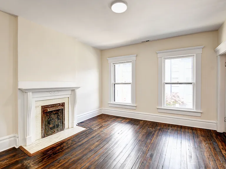 703 Franklin Ave — Photo 8