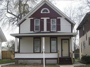 722 Sexton St, Aurora, IL 60505