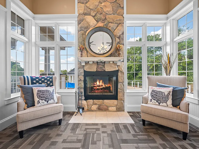 2900 W War Memorial Dr — Photo 22