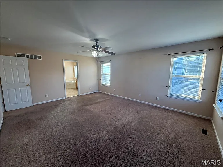 733 Pecan Hill Dr — Photo 6