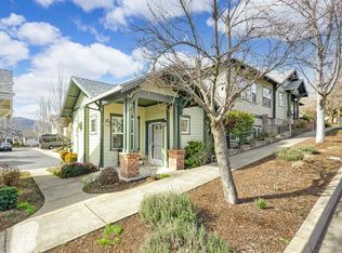 857 N Mountain Ave, Ashland, OR