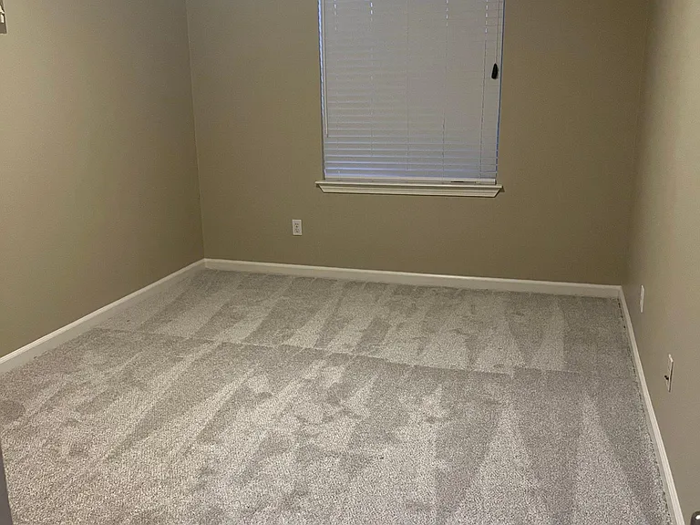 1818 Moore Blvd #220 — Photo 12