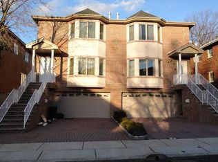 423 Nelson Ave, Cliffside Park, NJ 07010