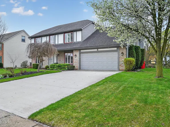 7309 Fox Ln, Holland, OH 43528