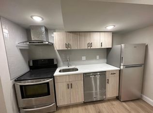 42 N 40th St APT 1, Philadelphia, PA 19104