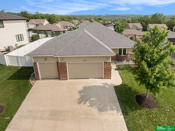 3rd image of 3322 Fairway Dr