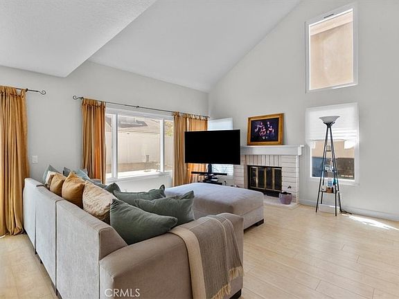 5th image of 8728 Carlton Dr