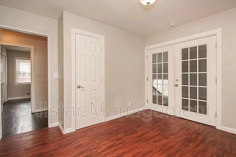 3 bed, 2.0 bath, 1272 sqft, $1,550 — Photo 3