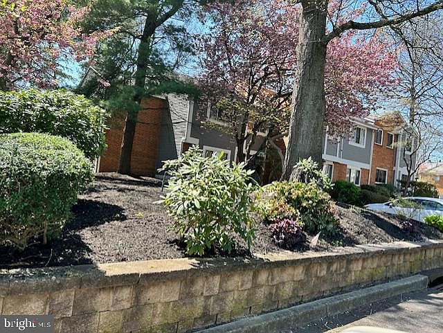 102-102A Mulberry Cv, Mount Laurel, NJ 08054 | Zillow