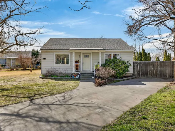221 Douglass Ave, Richland, WA 99352