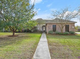 13770 Parkway Dr, Denham Springs, LA 70726