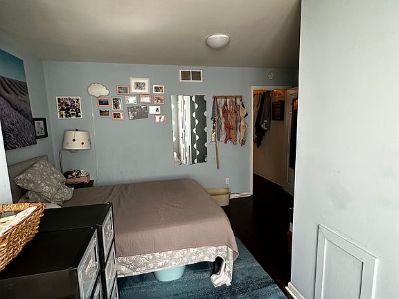 4th image of 1514 McKean St Floor 2
