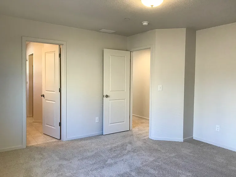 3616 NE Kingbird St — Photo 16