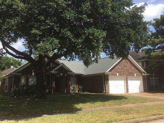 3rd image of 3722 Landon Park Dr