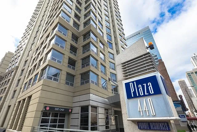 440 N Wabash Ave — Photo 2