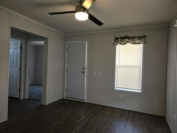 2nd image of 216 Cardinal Ln #216