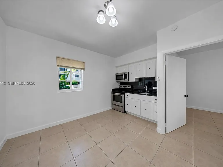 902 Salzedo St #5 — Photo 9