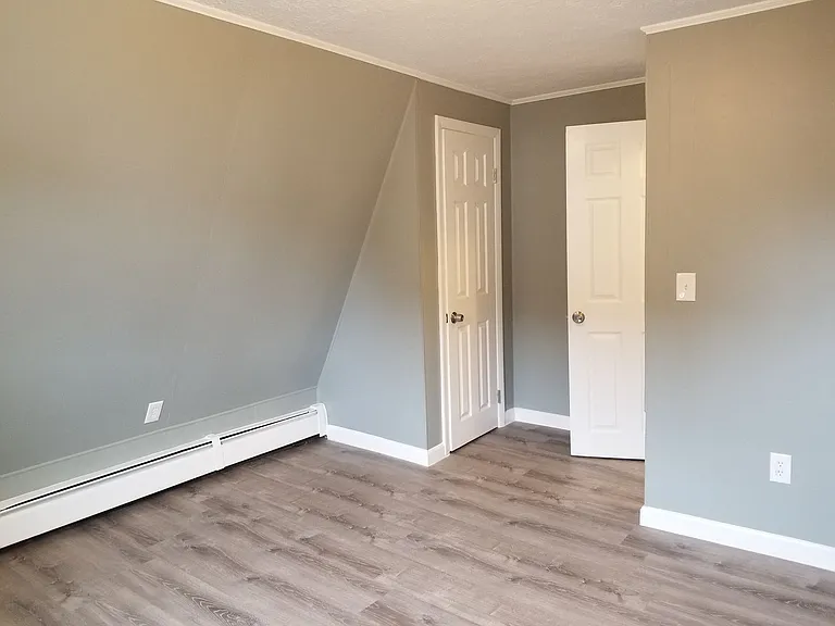 64 South St — Photo 26