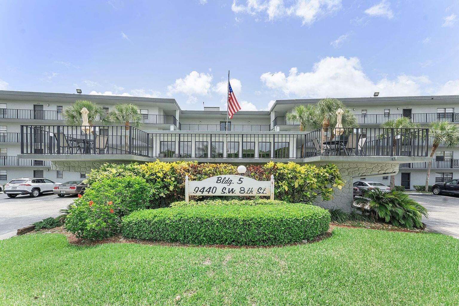 9440 SW 8th Street #318