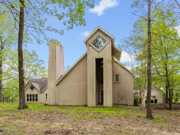 151 Chapel Hill Rd, Flora, MS 39071