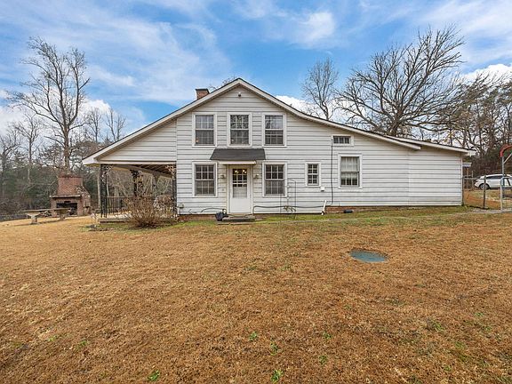 2nd image of 3250 Mine Creek Rd