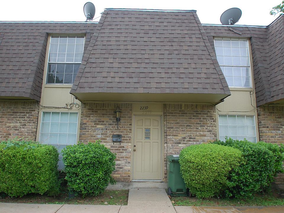 1st image of 2239 Brigadoon Ct