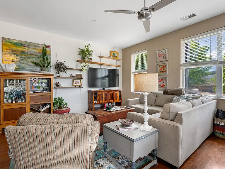 506 N Mangum St #208 — Photo 8