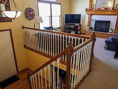 3rd image of 312 NE Topaz Dr