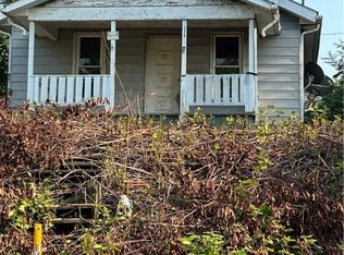 524 Pyramus Rd, Chester, WV 26034