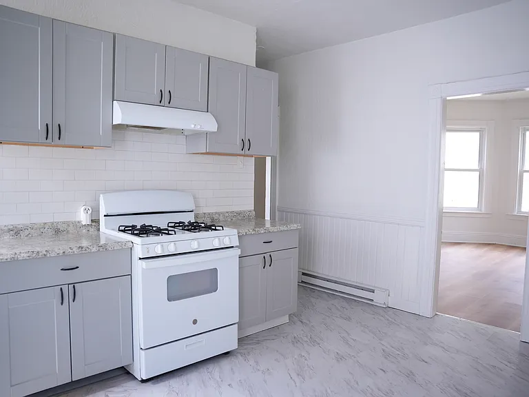 109 Merrifield St #2 — Photo 1