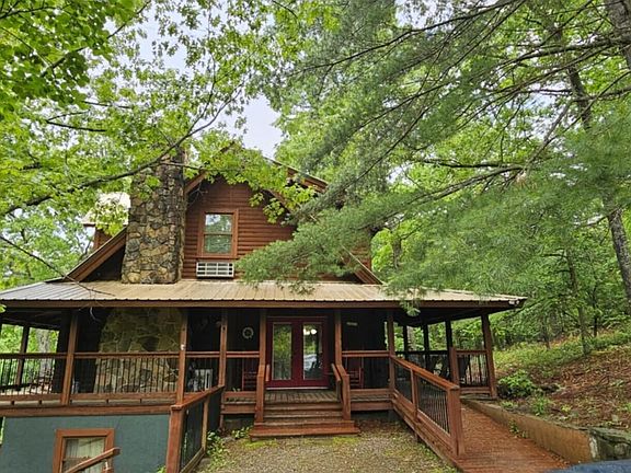 5th image of 200 Peachtree Ln